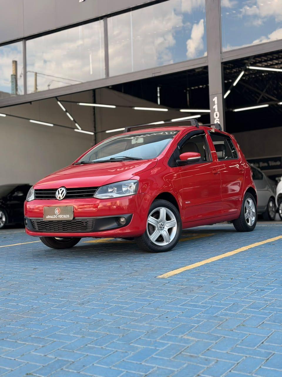 VOLKSWAGEN Fox - Foto
