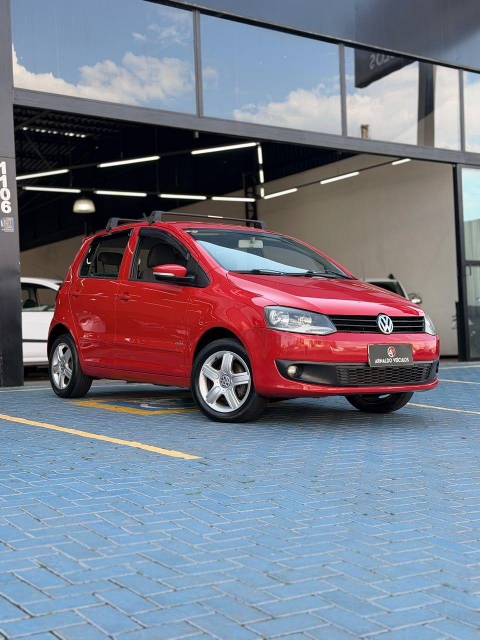 VOLKSWAGEN Fox - Foto
