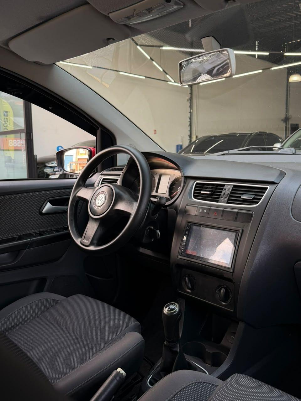 VOLKSWAGEN Fox - Foto