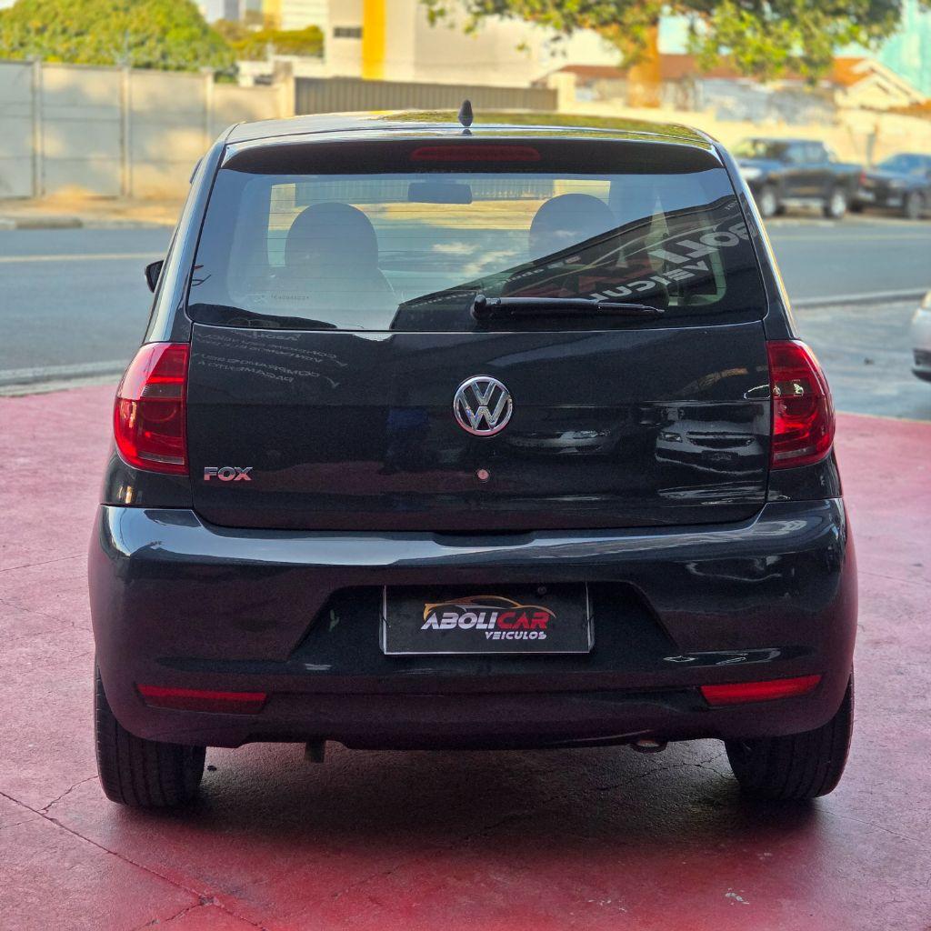 VOLKSWAGEN Fox - Foto