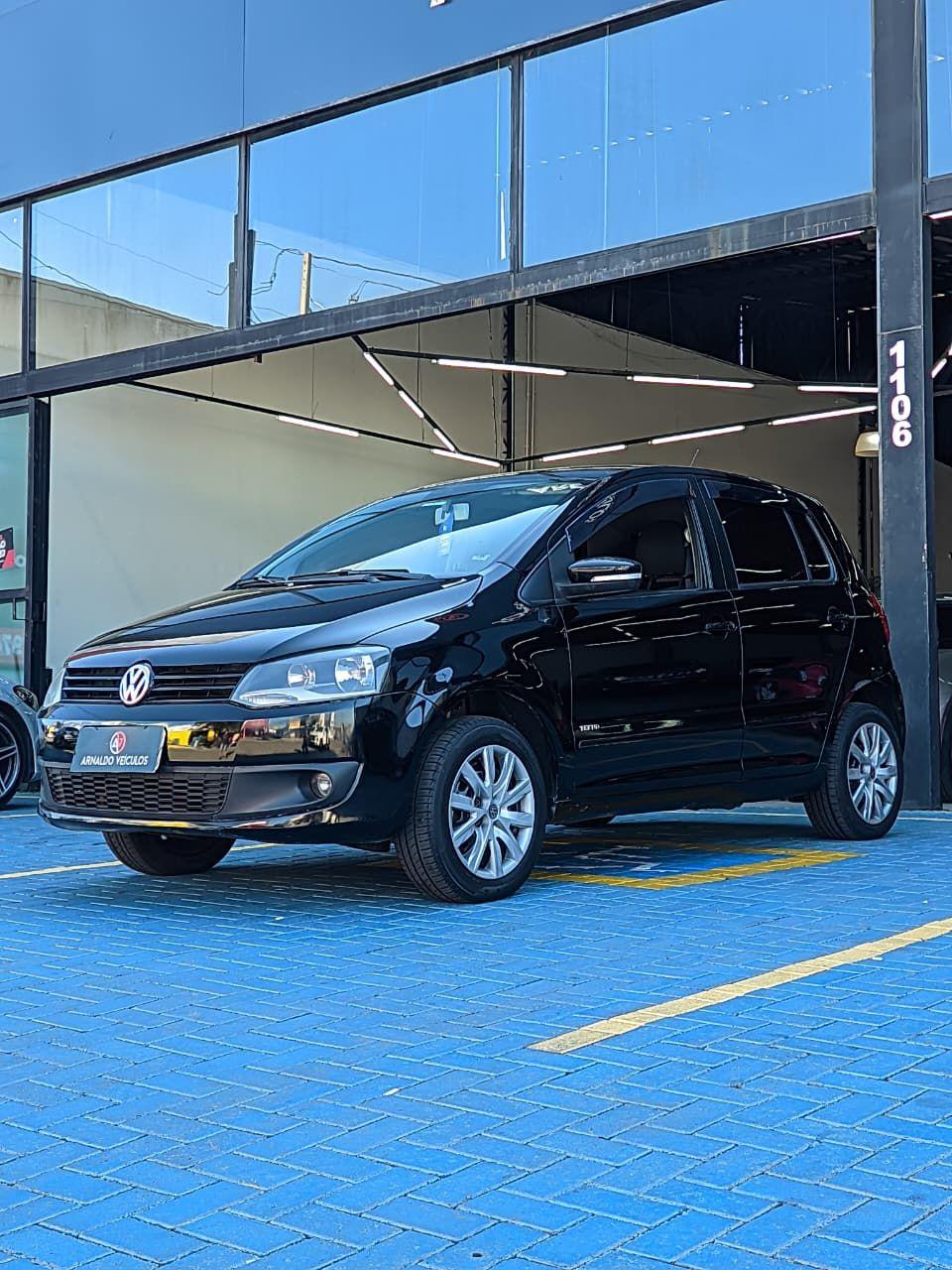 VOLKSWAGEN Fox - Foto