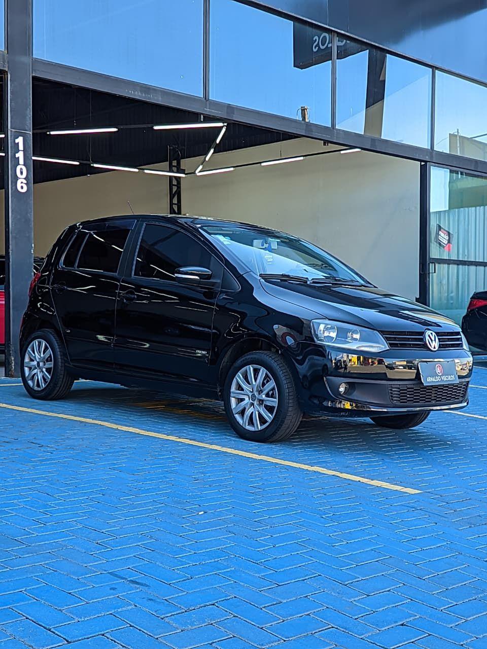 VOLKSWAGEN Fox - Foto