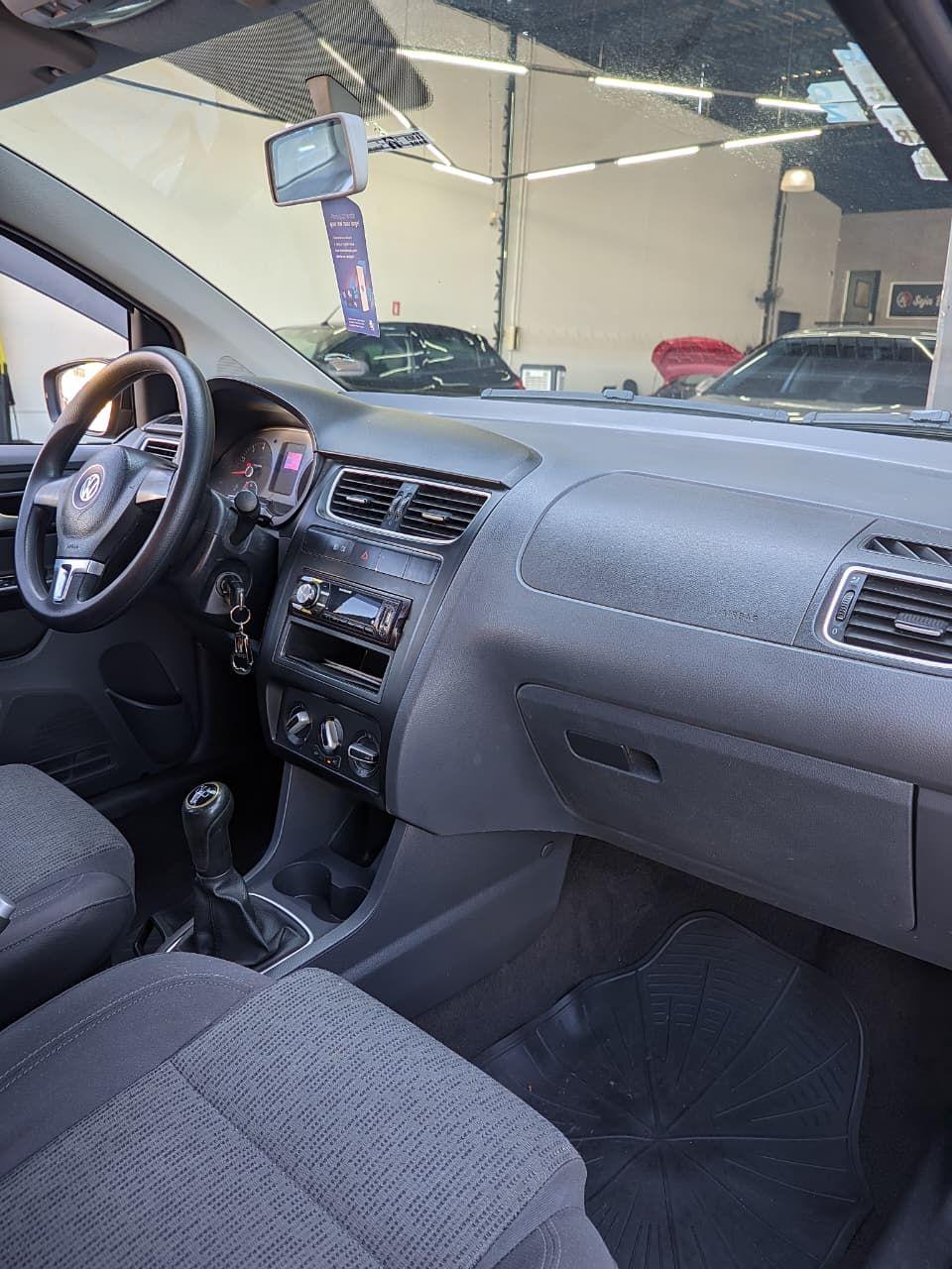 VOLKSWAGEN Fox - Foto