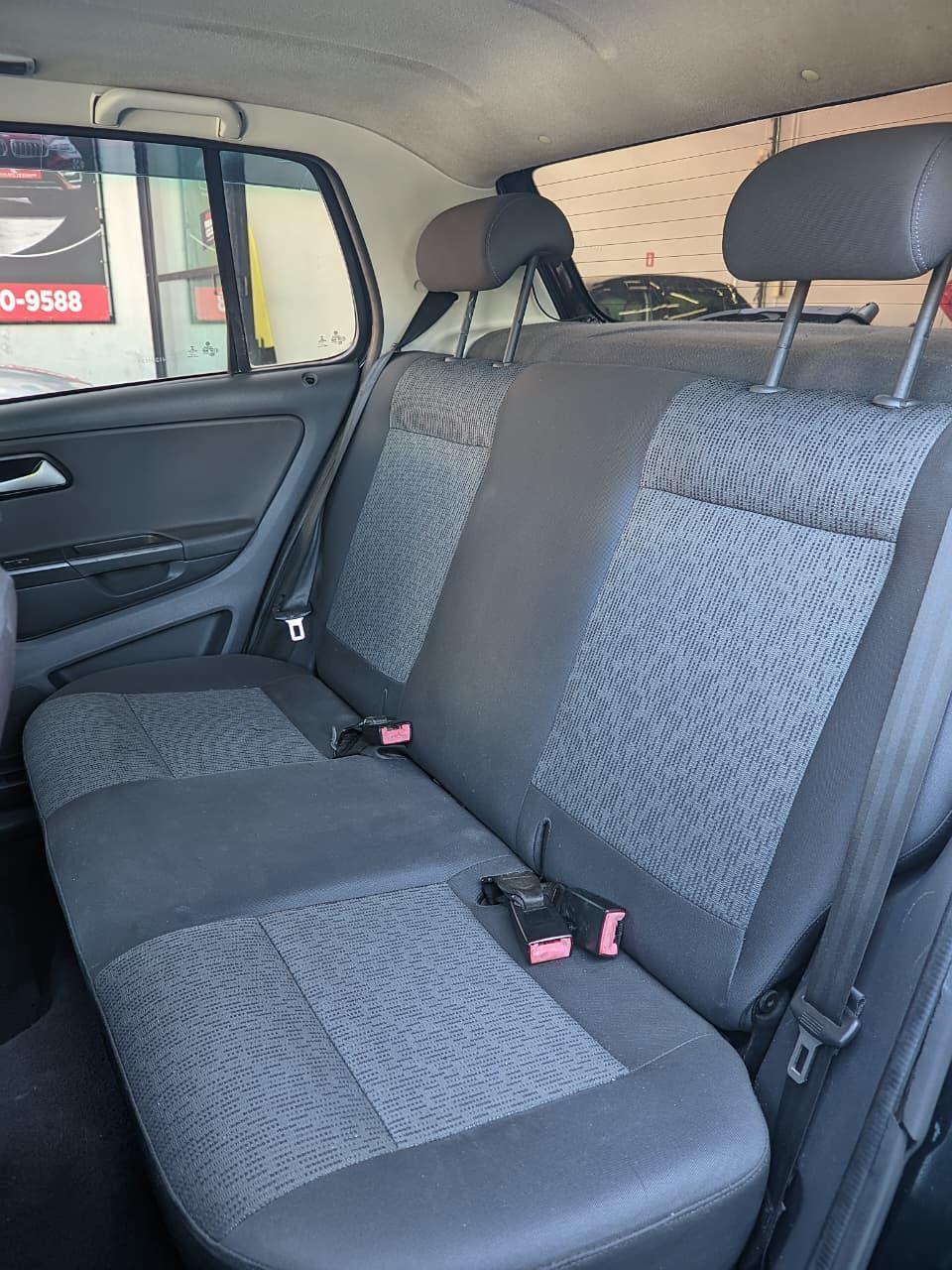 VOLKSWAGEN Fox - Foto