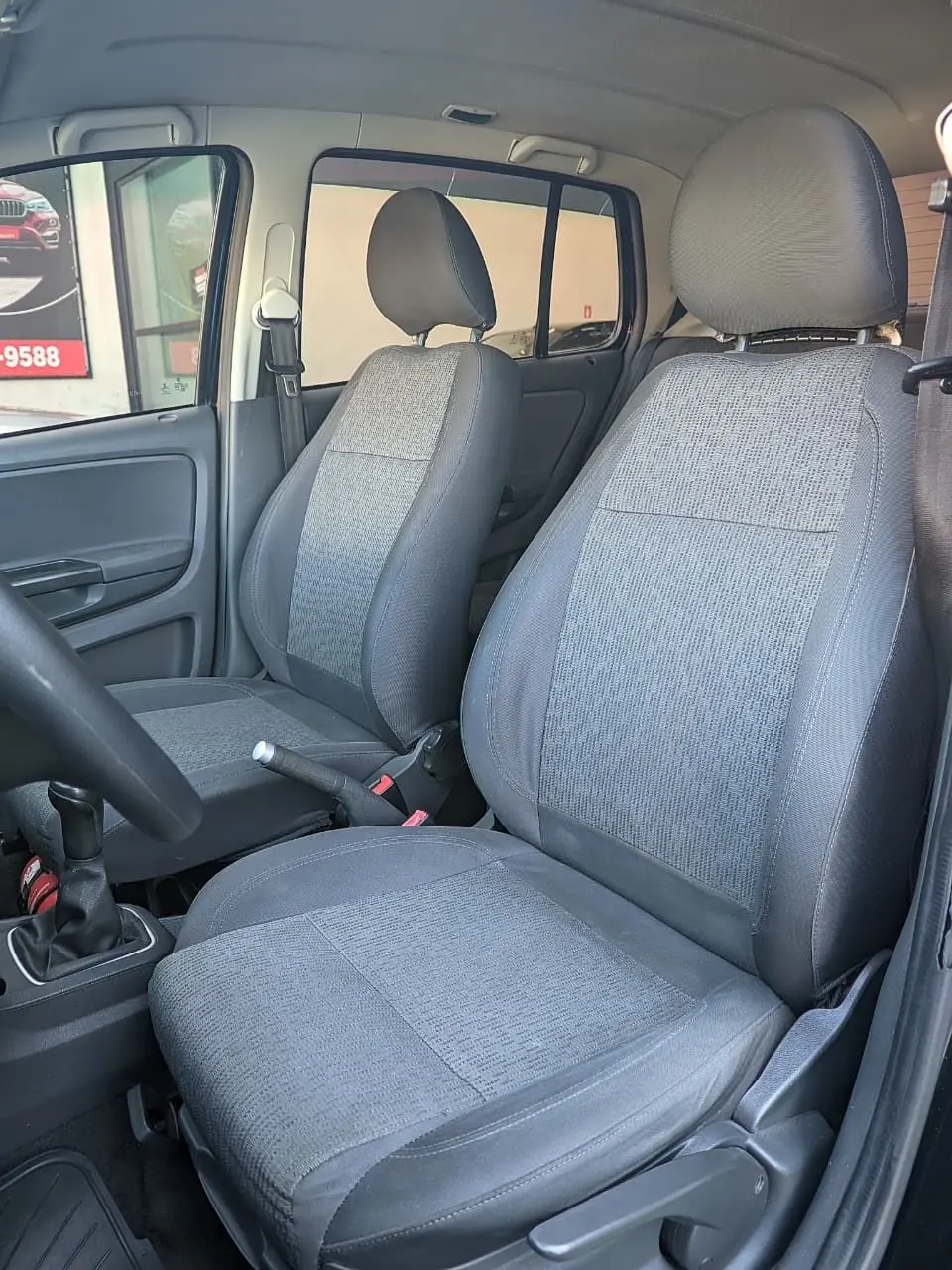 VOLKSWAGEN Fox - Foto