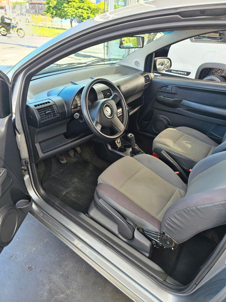 VOLKSWAGEN Fox - Foto