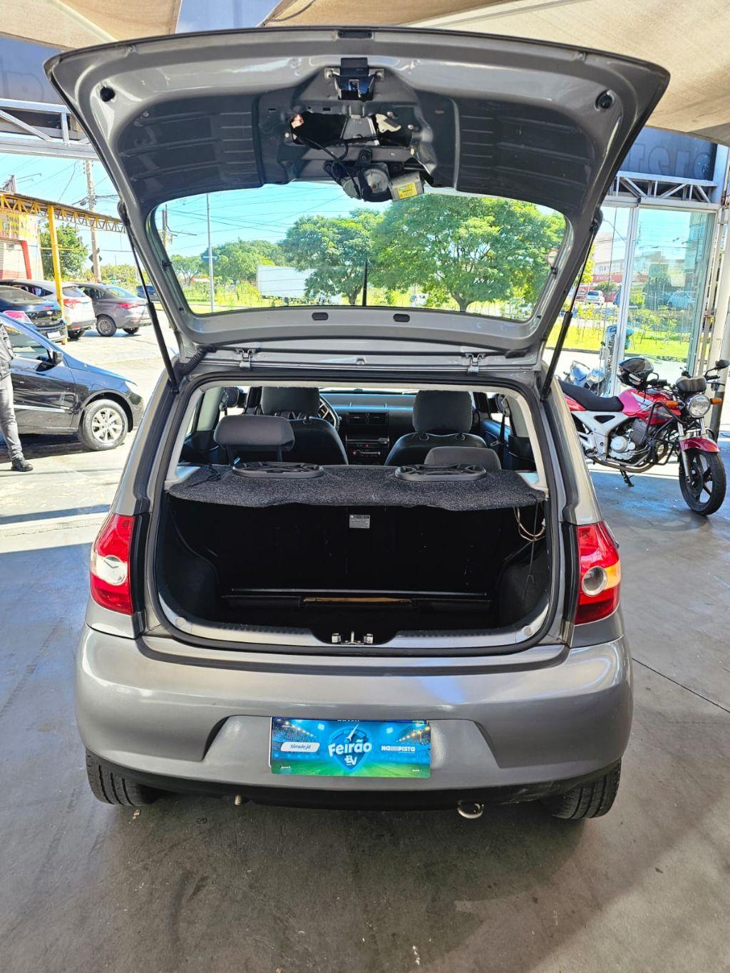 VOLKSWAGEN Fox - Foto