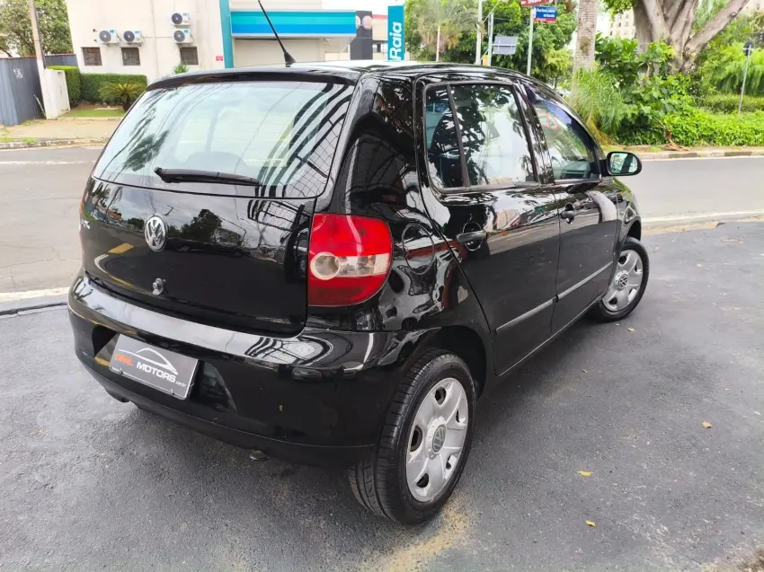 VOLKSWAGEN Fox - Foto