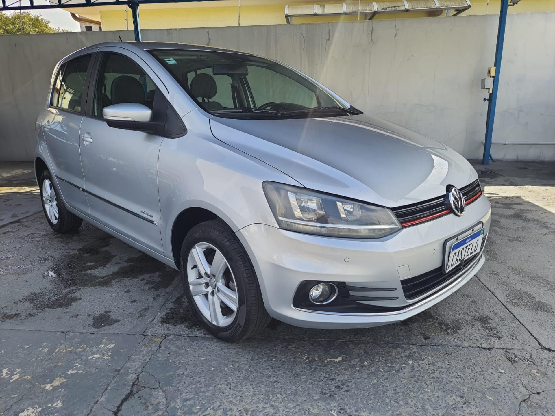 VOLKSWAGEN Fox - Foto