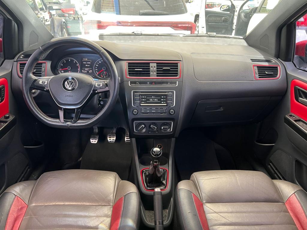 VOLKSWAGEN Fox - Foto