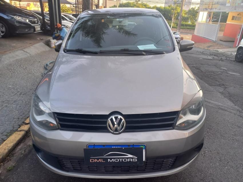 VOLKSWAGEN Fox - Foto