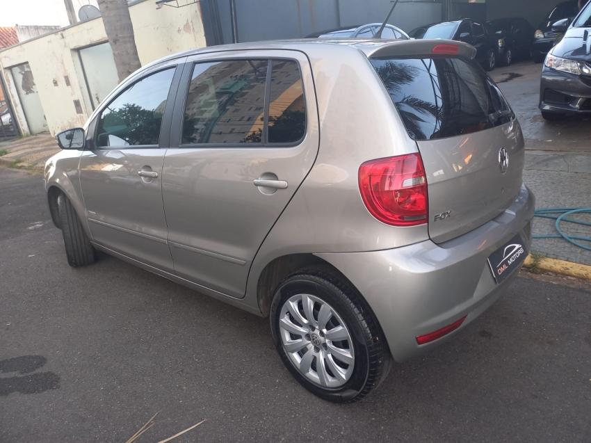 VOLKSWAGEN Fox - Foto