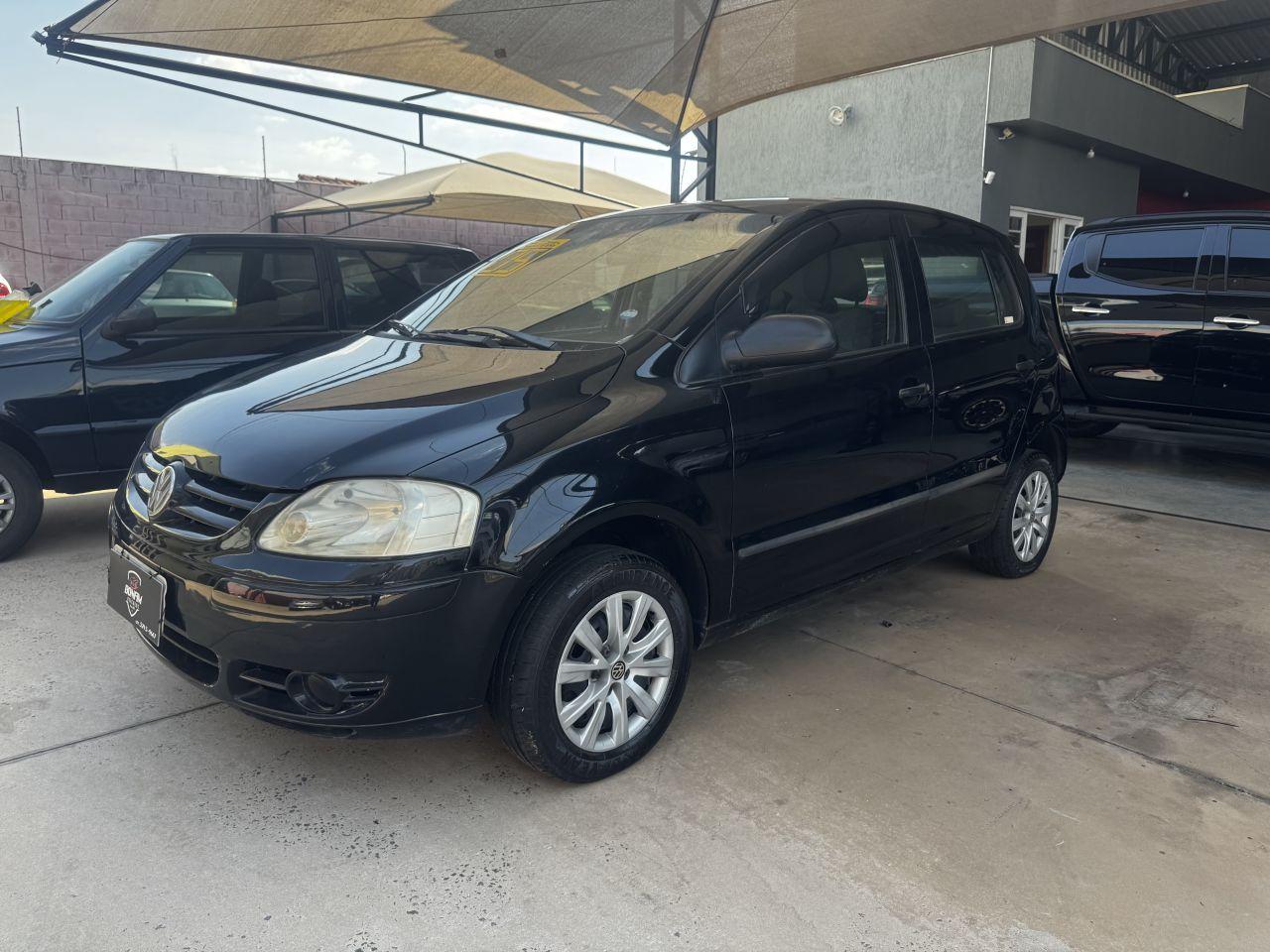 VOLKSWAGEN Fox - Foto