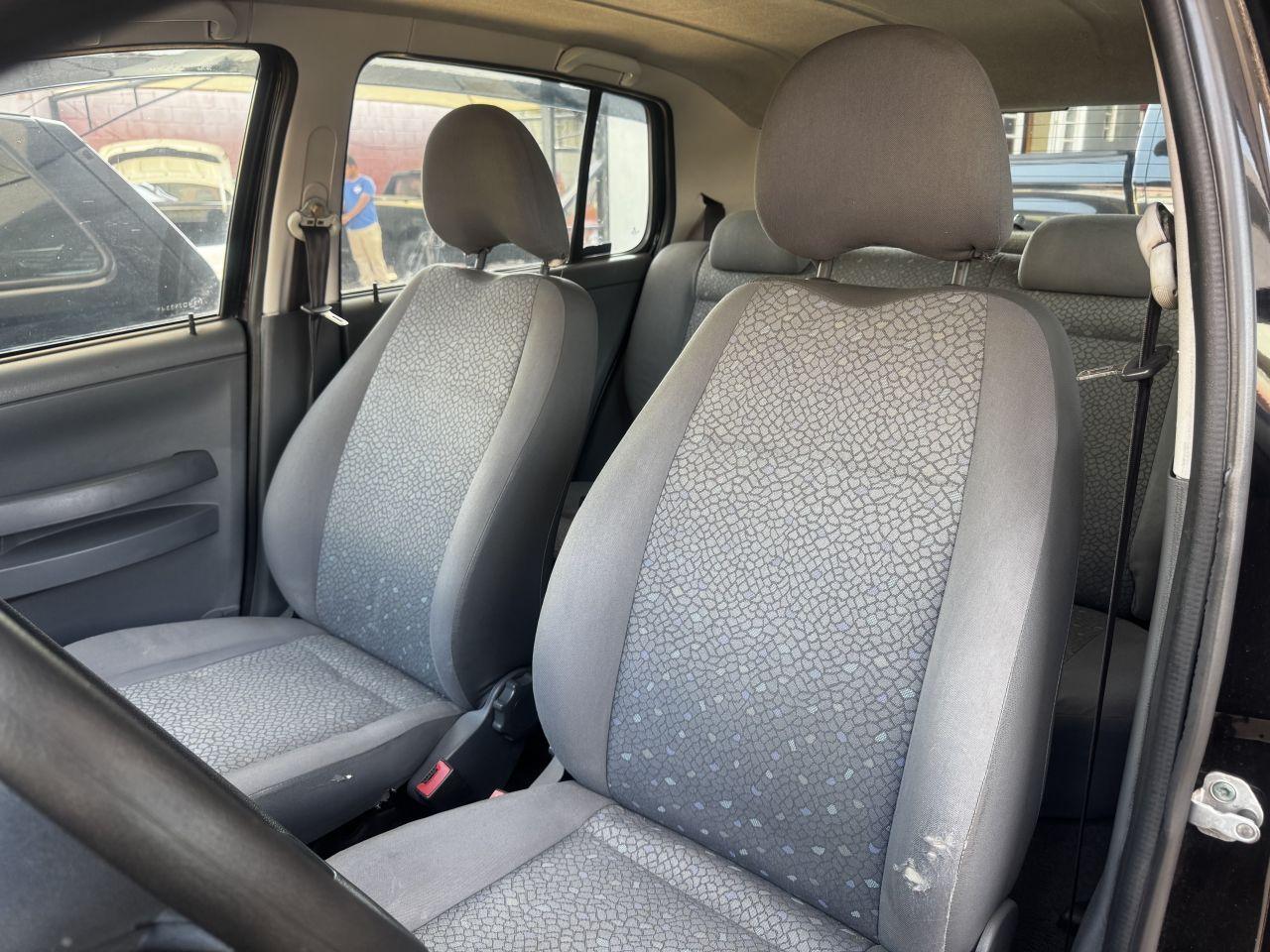 VOLKSWAGEN Fox - Foto