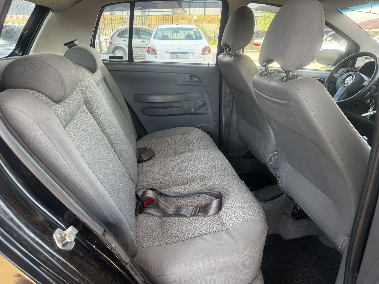 VOLKSWAGEN Fox - Foto