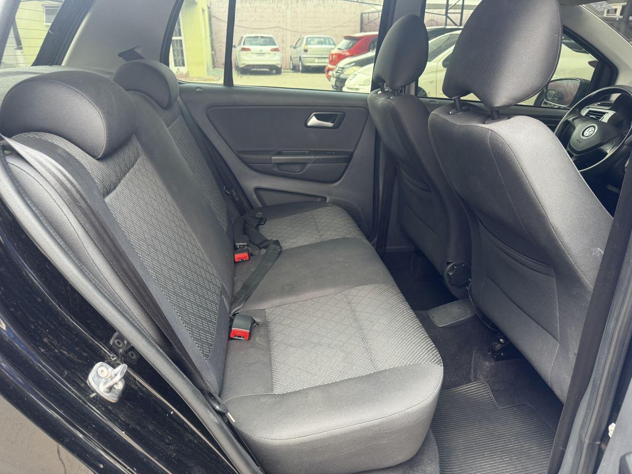 VOLKSWAGEN Fox - Foto