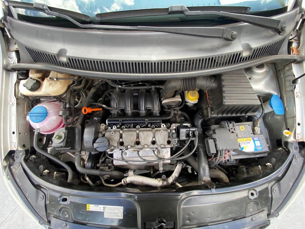 VOLKSWAGEN Fox - Foto