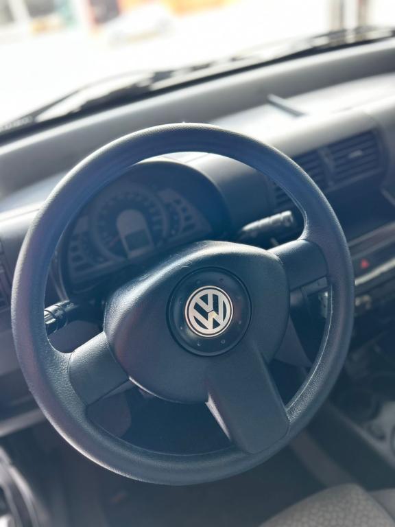 VOLKSWAGEN Fox - Foto