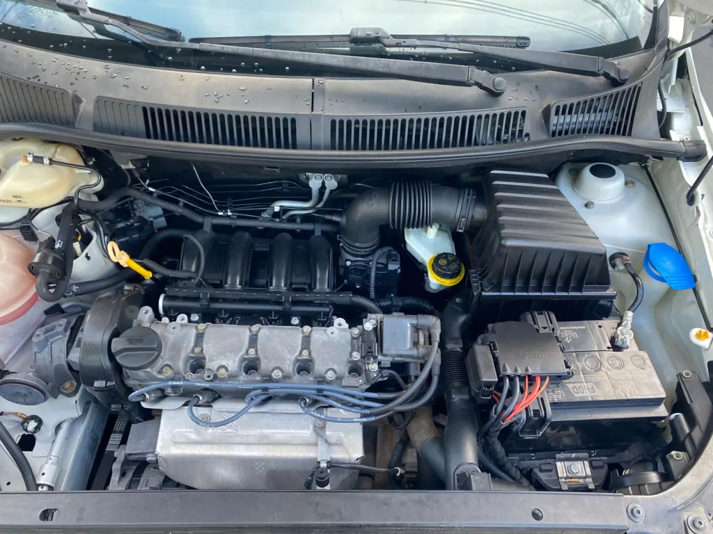 VOLKSWAGEN Fox - Foto