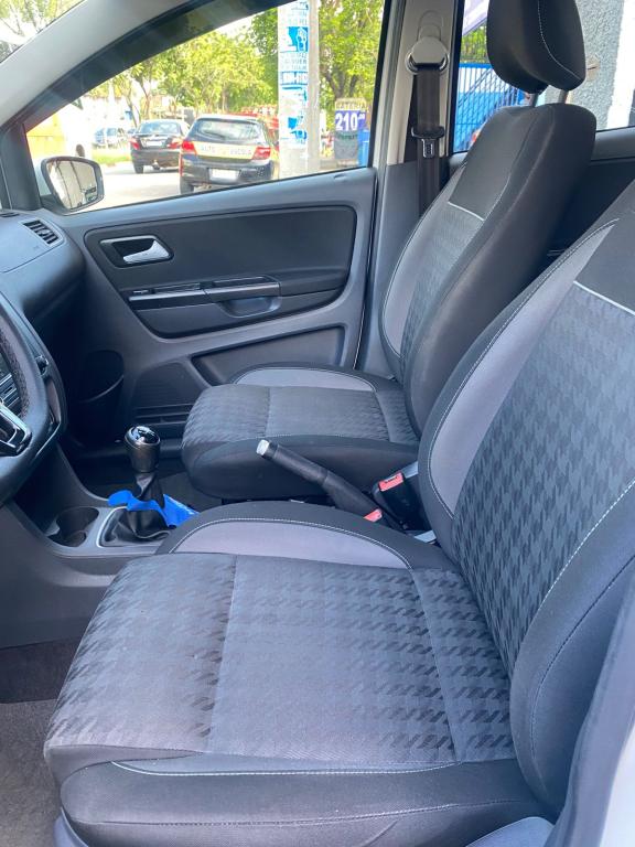 VOLKSWAGEN Fox - Foto