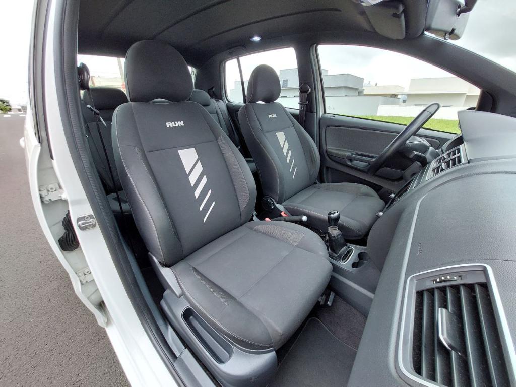 VOLKSWAGEN Fox - Foto