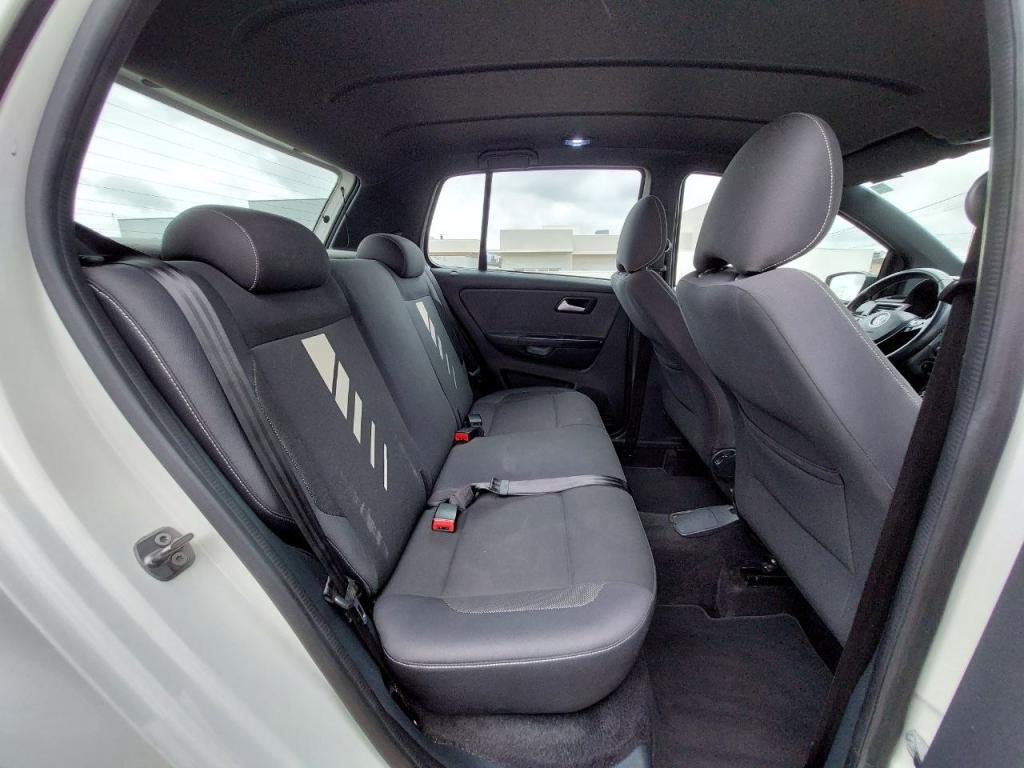 VOLKSWAGEN Fox - Foto