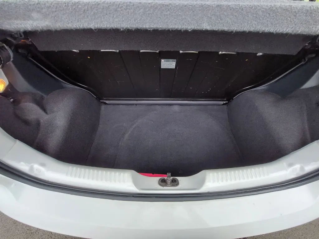 VOLKSWAGEN Fox - Foto