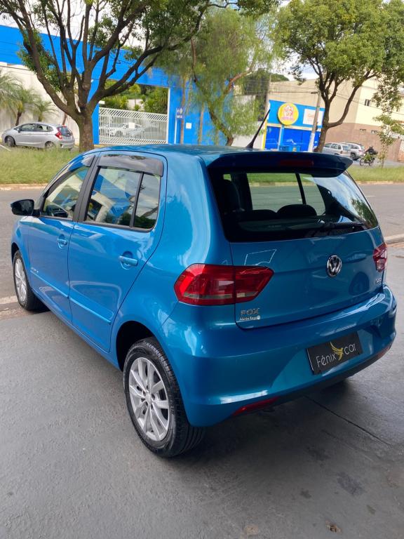 VOLKSWAGEN Fox - Foto