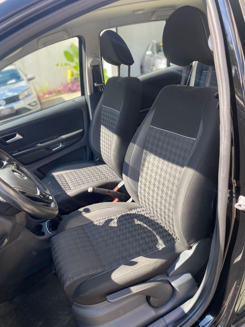 VOLKSWAGEN Fox - Foto