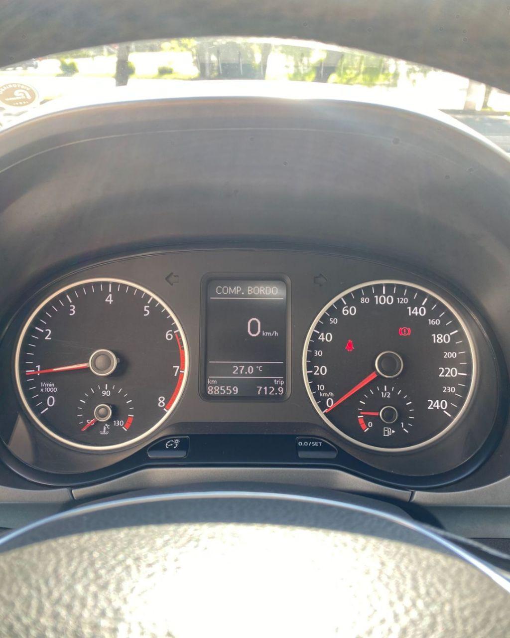 VOLKSWAGEN Fox - Foto