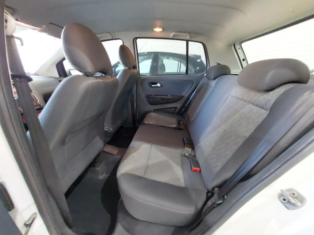 VOLKSWAGEN Fox - Foto