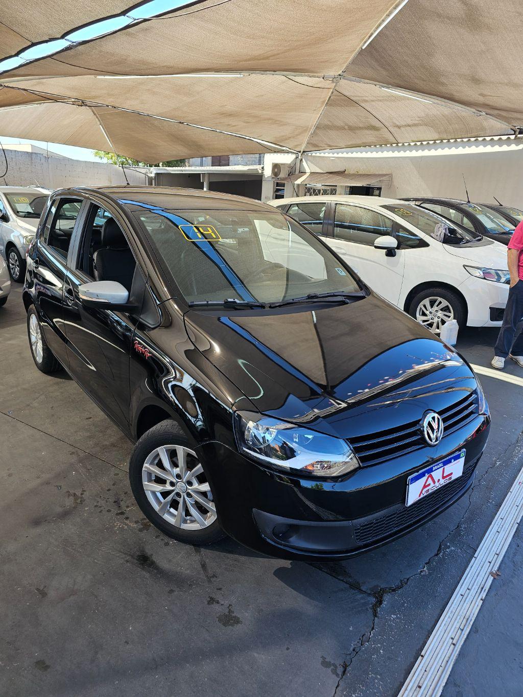 VOLKSWAGEN Fox - Foto