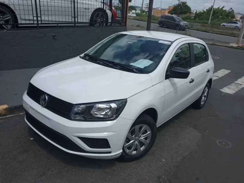 VOLKSWAGEN Gol