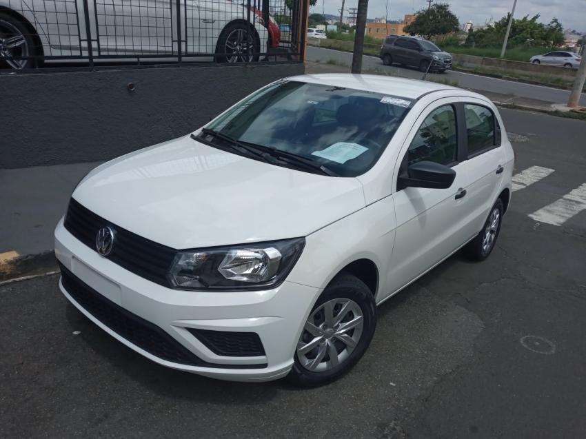 VOLKSWAGEN Gol