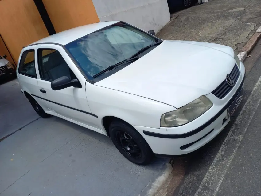 VOLKSWAGEN Gol - Foto