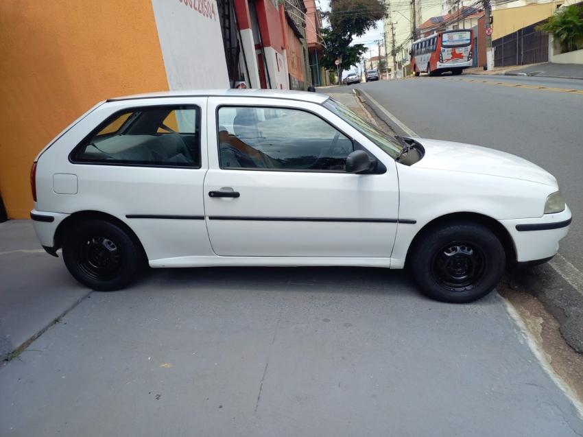 VOLKSWAGEN Gol - Foto