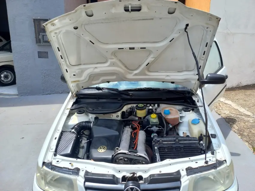 VOLKSWAGEN Gol - Foto