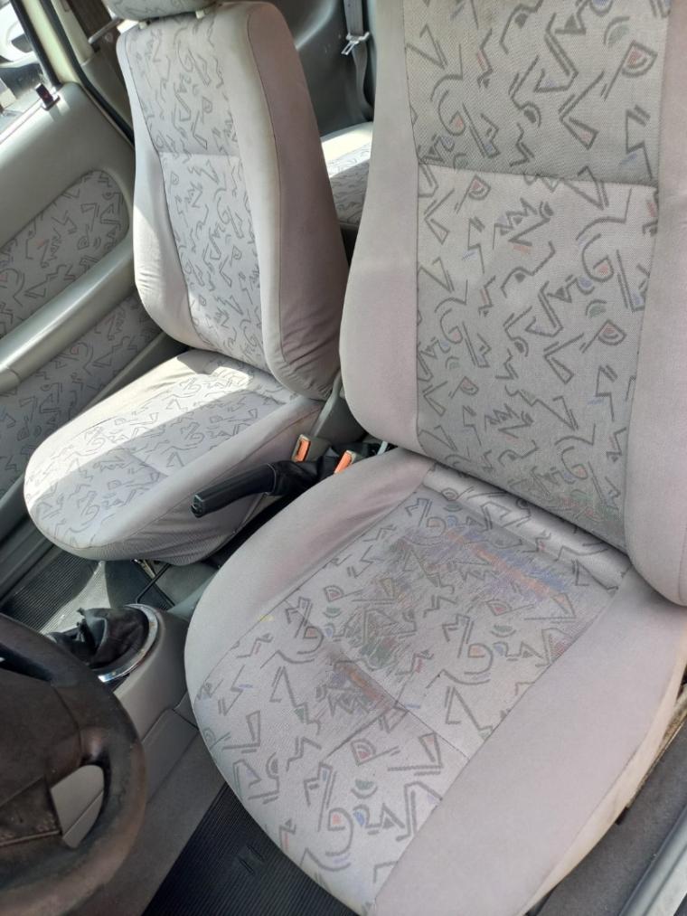 VOLKSWAGEN Gol - Foto