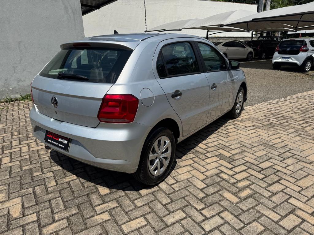 VOLKSWAGEN Gol - Foto