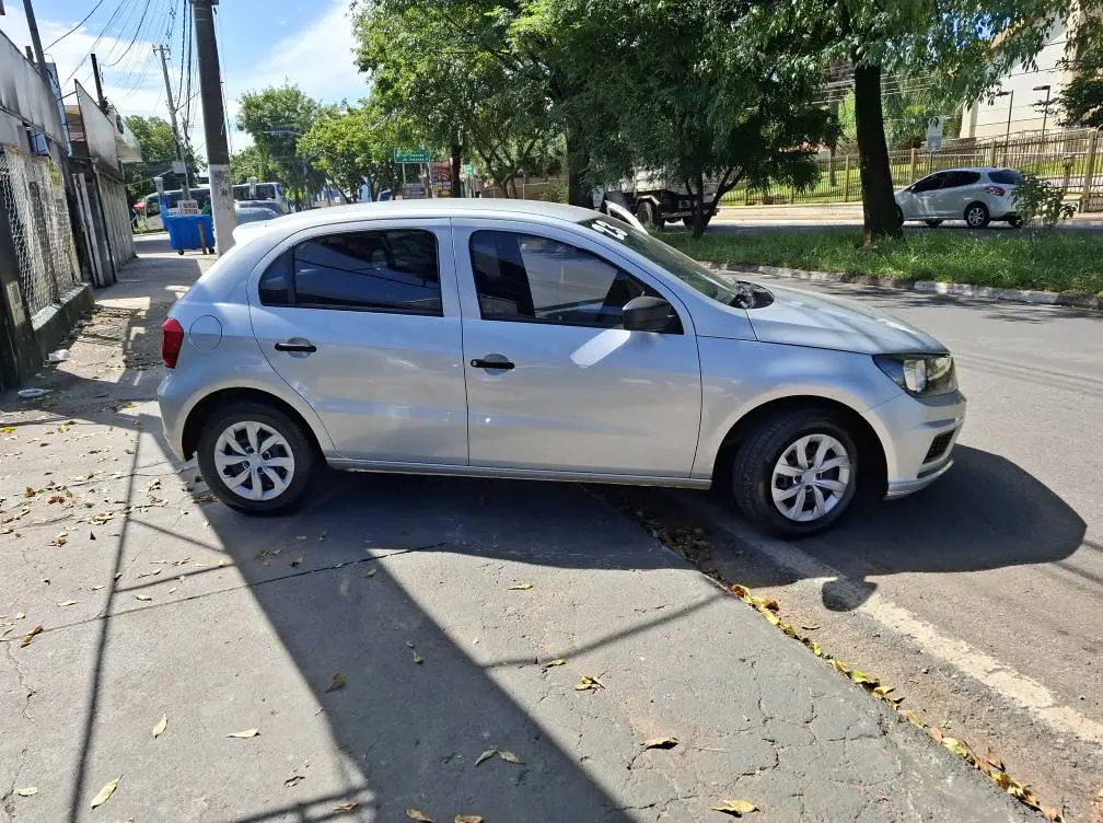 VOLKSWAGEN Gol - Foto