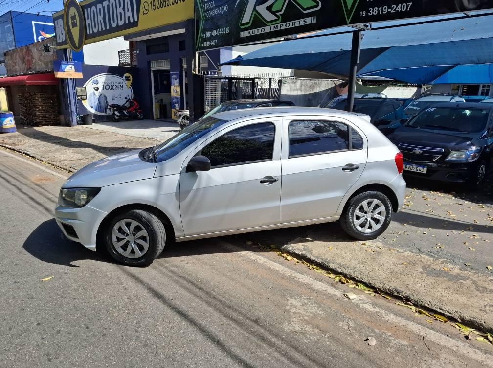 VOLKSWAGEN Gol - Foto
