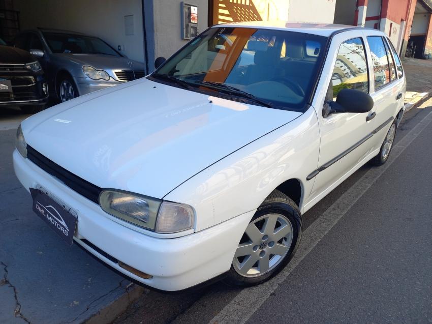 VOLKSWAGEN Gol