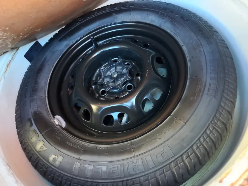 VOLKSWAGEN Gol - Foto