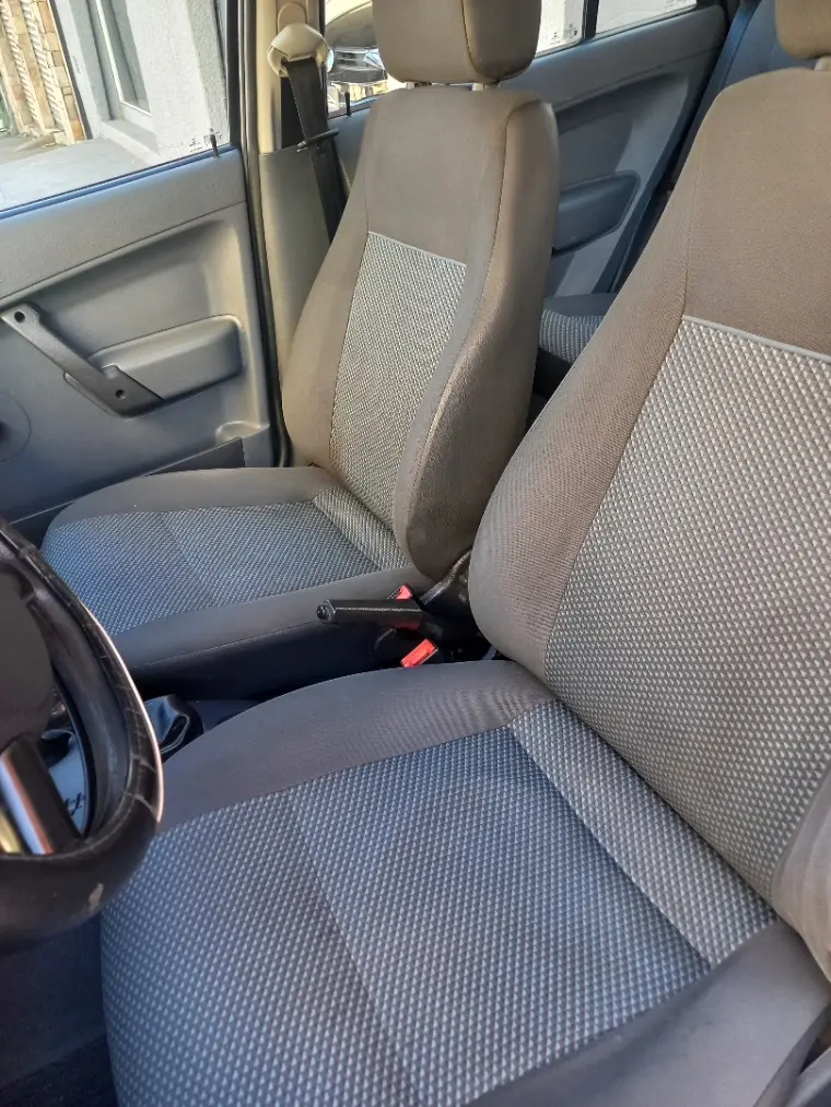 VOLKSWAGEN Gol - Foto