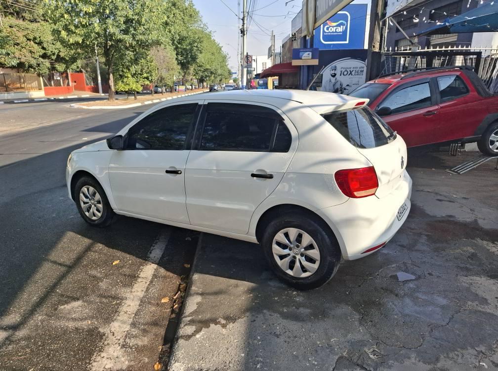 VOLKSWAGEN Gol - Foto