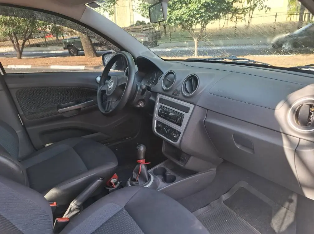 VOLKSWAGEN Gol - Foto