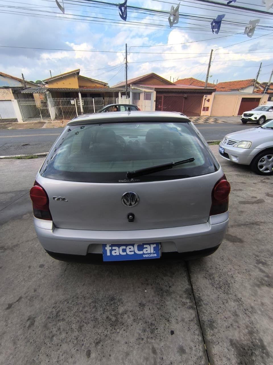 VOLKSWAGEN Gol - Foto