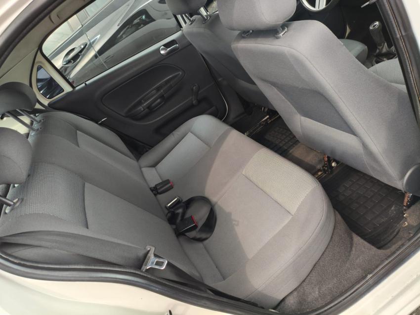 VOLKSWAGEN Gol - Foto