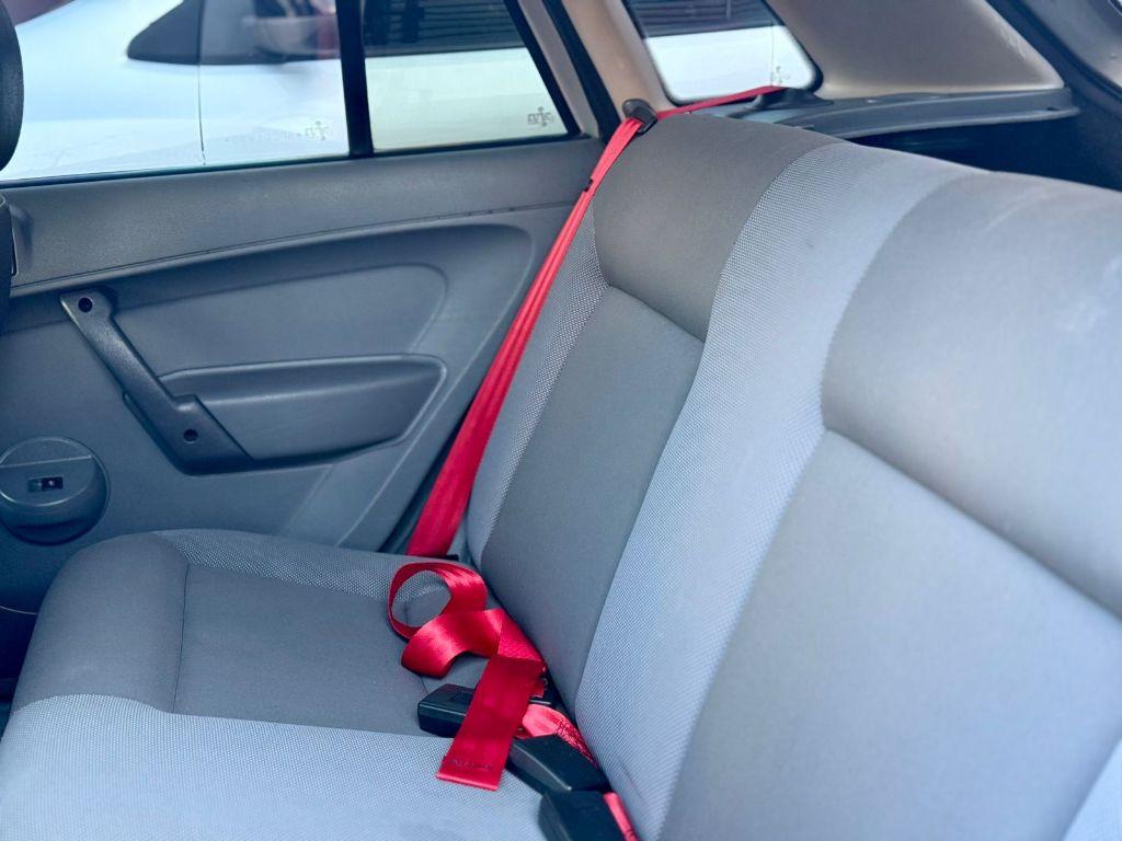 VOLKSWAGEN Gol - Foto