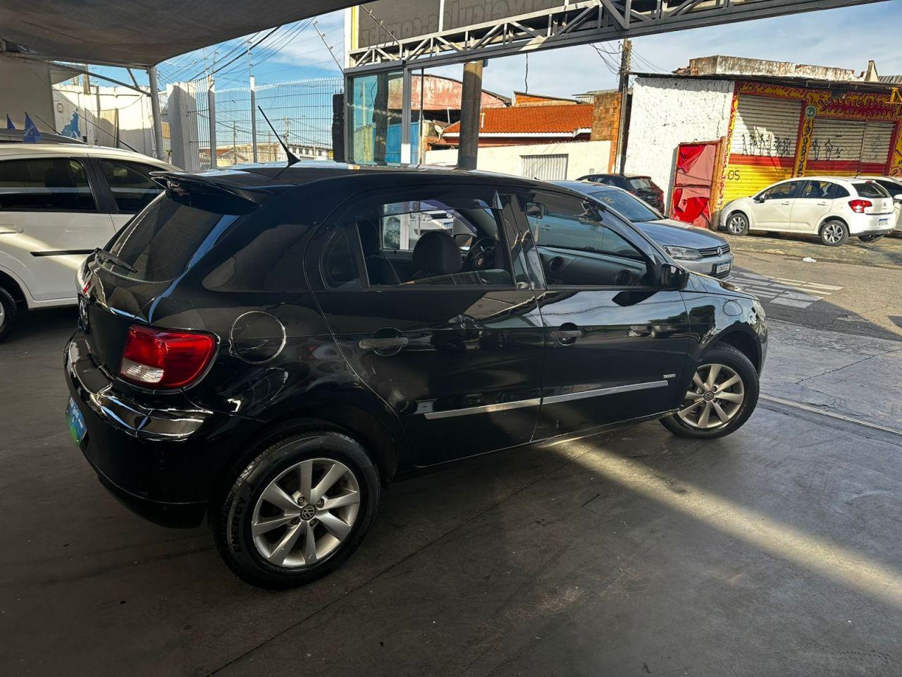 VOLKSWAGEN Gol - Foto